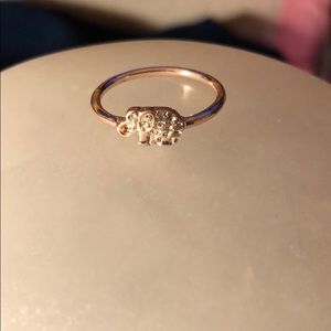 Diamond elephant gold ring